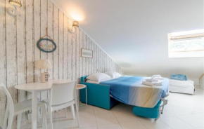 Gorgeous Apartment In Levanto With Kitchen